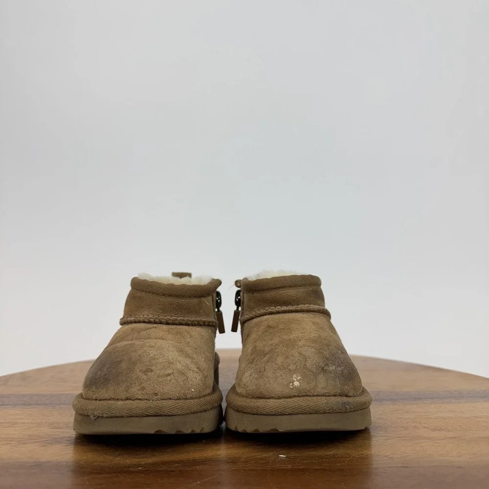 Little Kids‎ Ugg Classic Ultra Mini Zippered Brown Suede Comfort Lined Boots 7 C